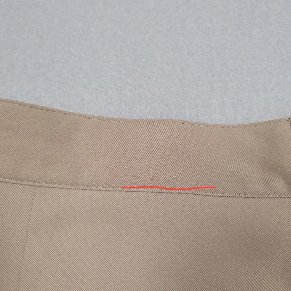 Under Armour Performance Mens 38R Khaki Tan Pleated Golf Shorts